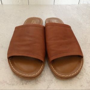 bella vita ros slide sandal